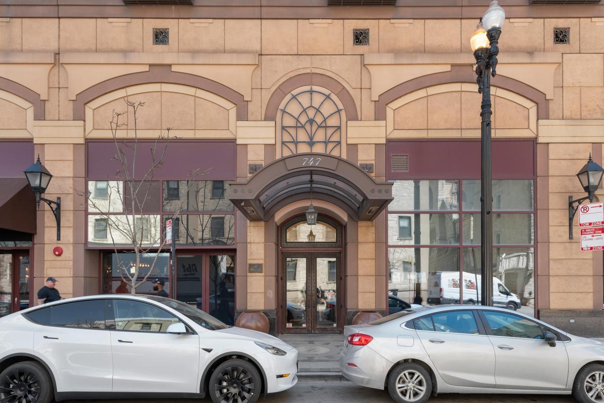 The Bernardin Gold Coast Luxury Apartments Near Magnificent Mile شيكاغو المظهر الخارجي الصورة