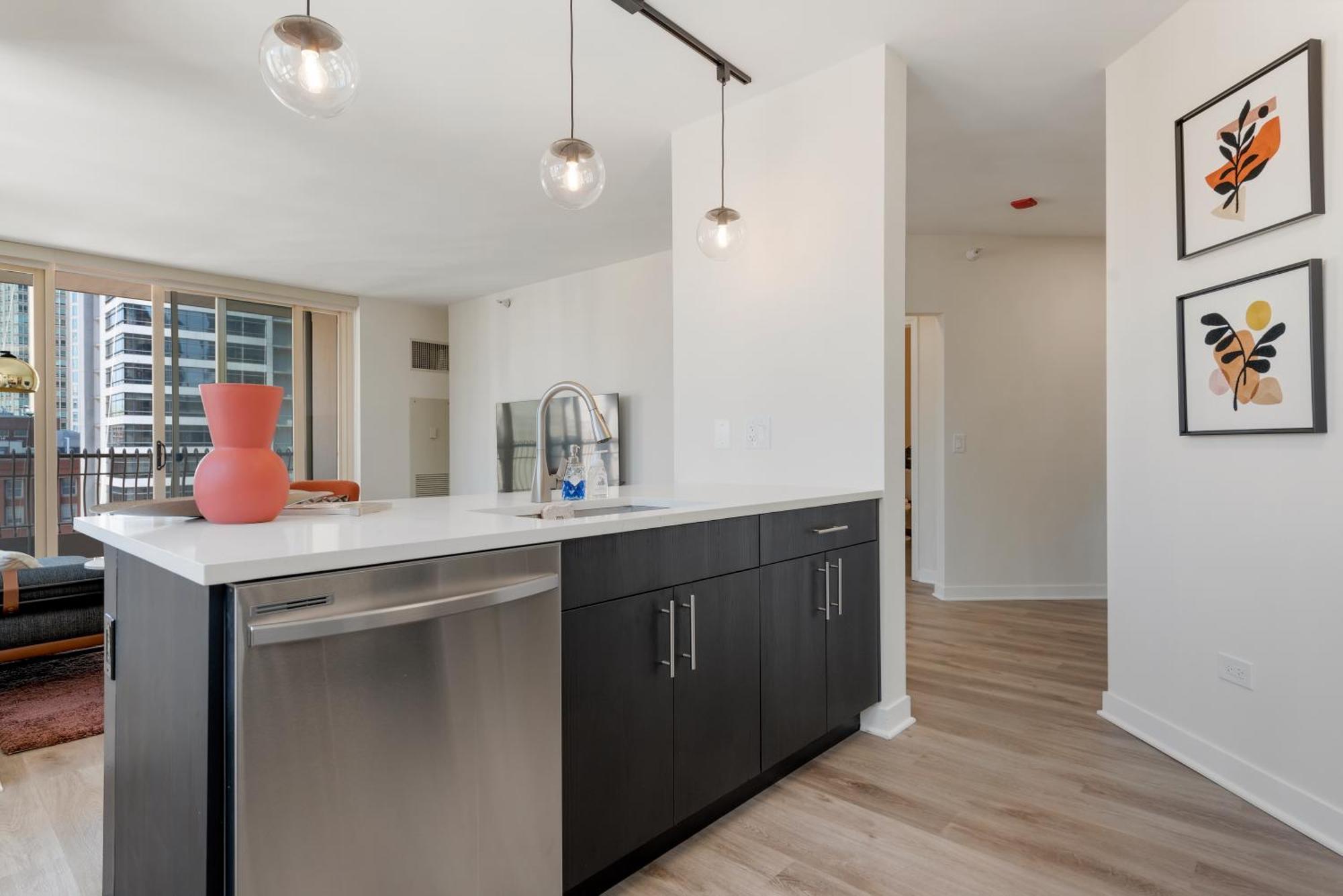 The Bernardin Gold Coast Luxury Apartments Near Magnificent Mile شيكاغو المظهر الخارجي الصورة