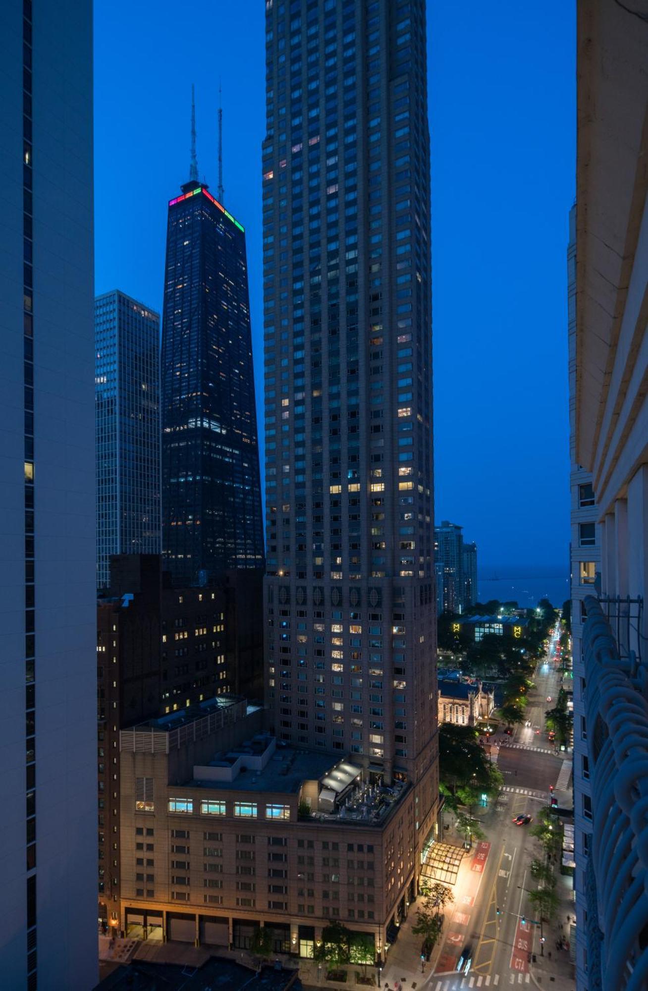 The Bernardin Gold Coast Luxury Apartments Near Magnificent Mile شيكاغو المظهر الخارجي الصورة